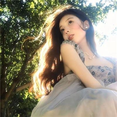 搭秋千的人